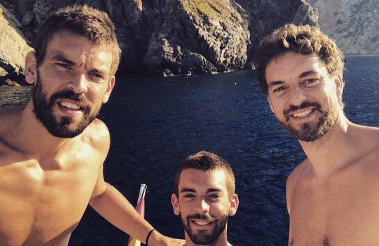 与后腰出球 与后腰出球